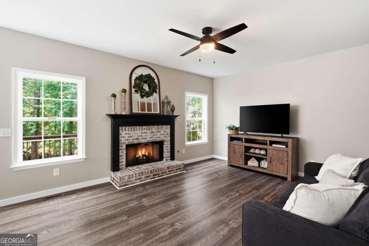 6065 Gentlewind Court Powder Springs - Photo 16