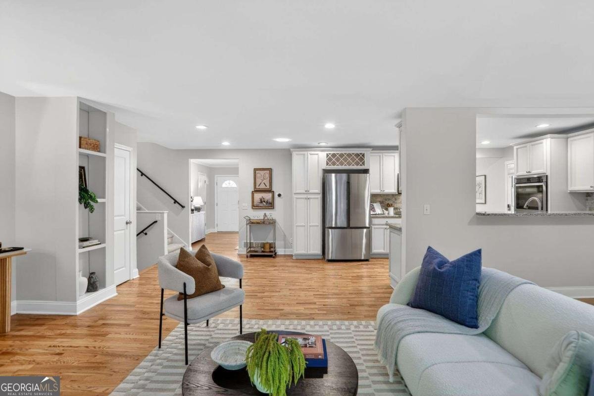 2424 Briarmoor Road Atlanta - Photo 11