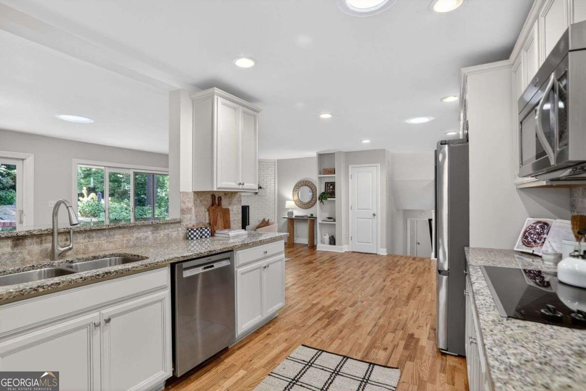 2424 Briarmoor Road Atlanta - Photo 7