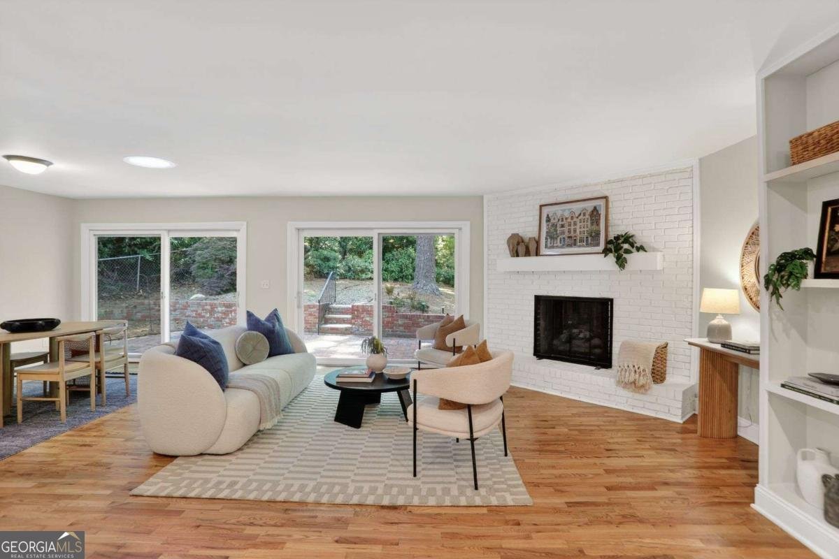 2424 Briarmoor Road Atlanta - Photo 8