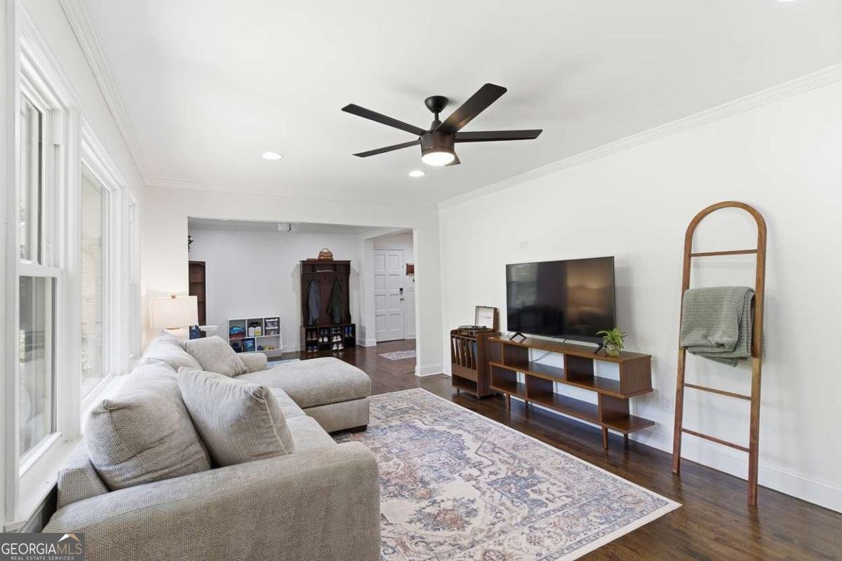 3180 Rehoboth Drive Decatur - Photo 8