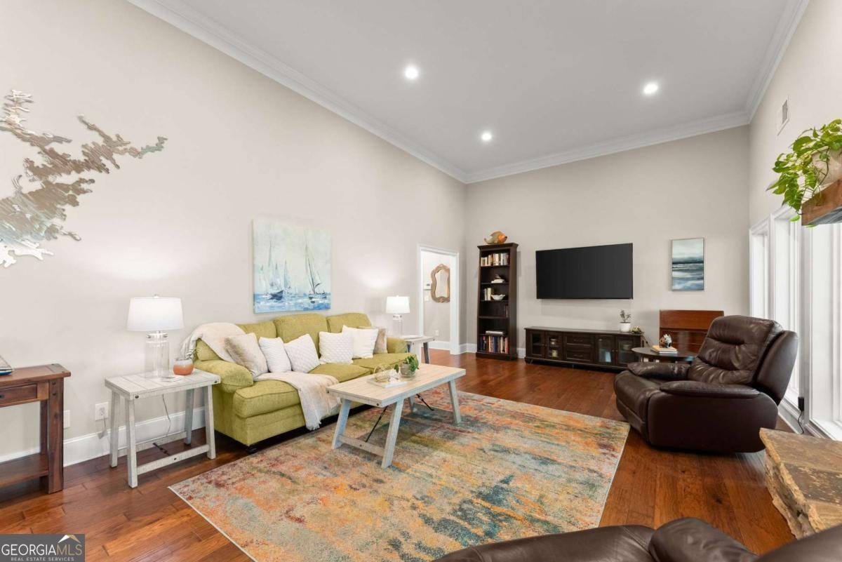 6145 Reives Road Cumming - Photo 10