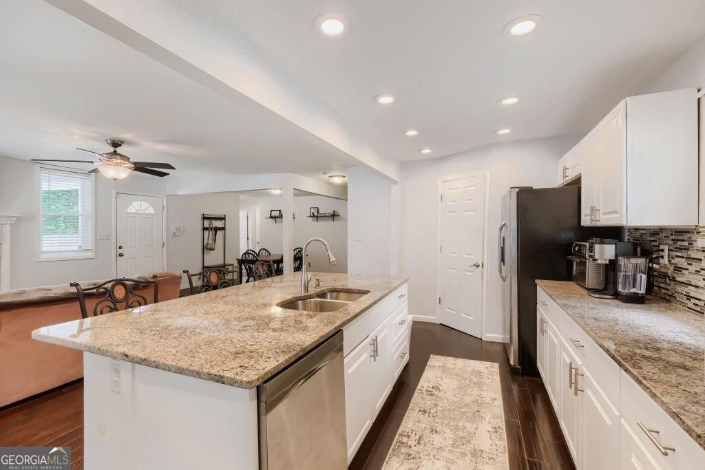 2702 White Oak Drive Decatur - Photo 11