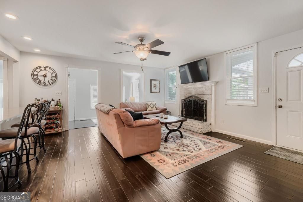 2702 White Oak Drive Decatur - Photo 6