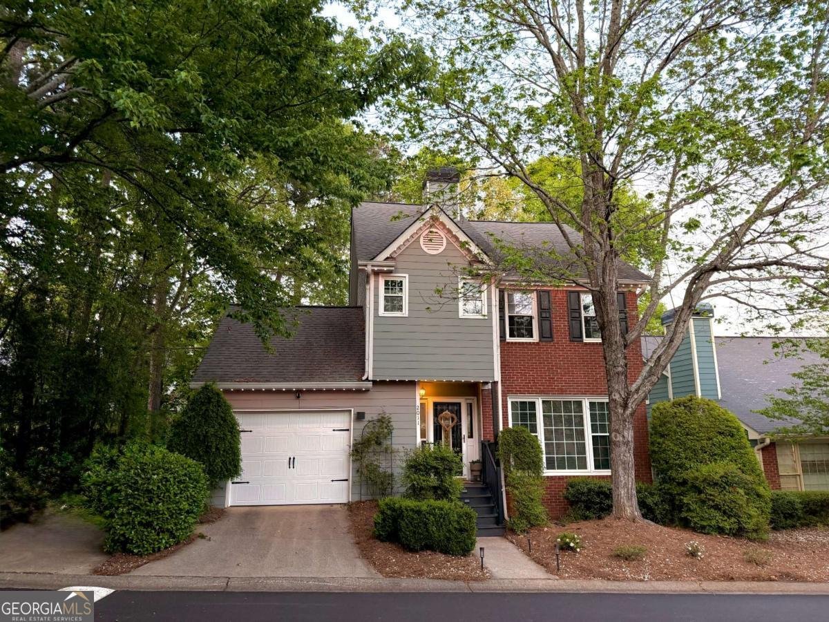 2011 Eagle Glen Road Alpharetta - Photo 1