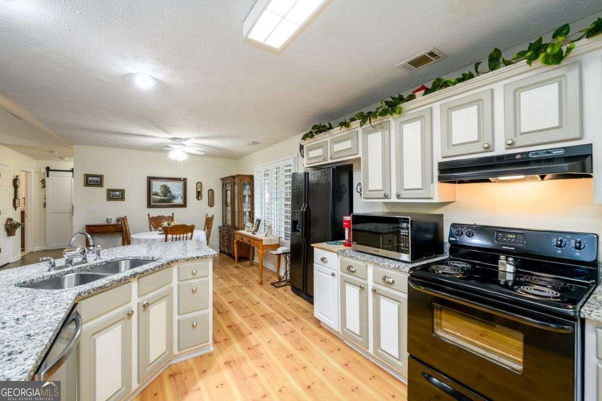 840 Lodgeview Drive Bethlehem - Photo 12