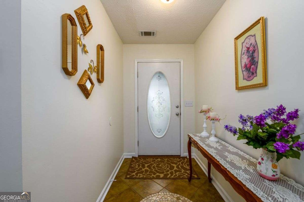 840 Lodgeview Drive Bethlehem - Photo 6