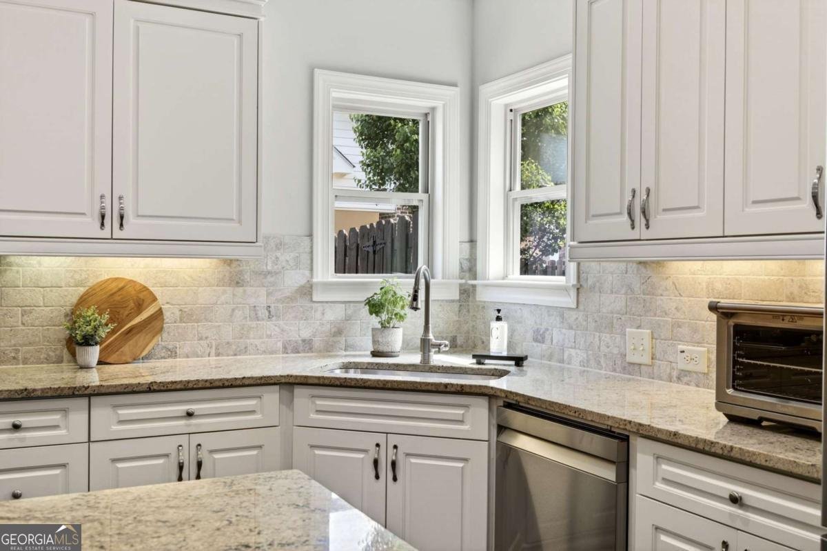 3740 Williams Point Drive Cumming - Photo 8