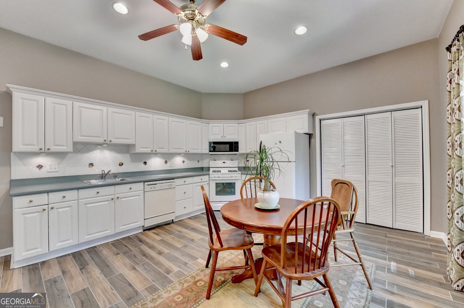 4564 Campenille Trace Suwanee - Photo 75