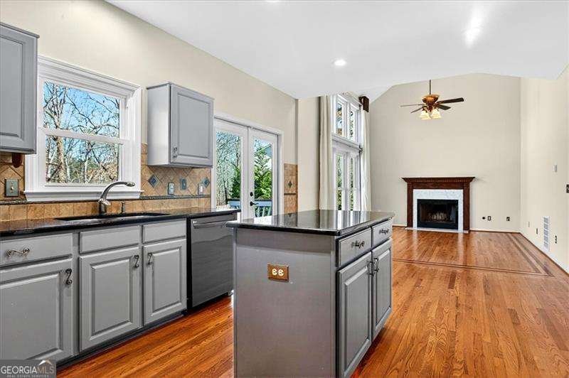 535 Tumbling Creek Drive Alpharetta - Photo 11