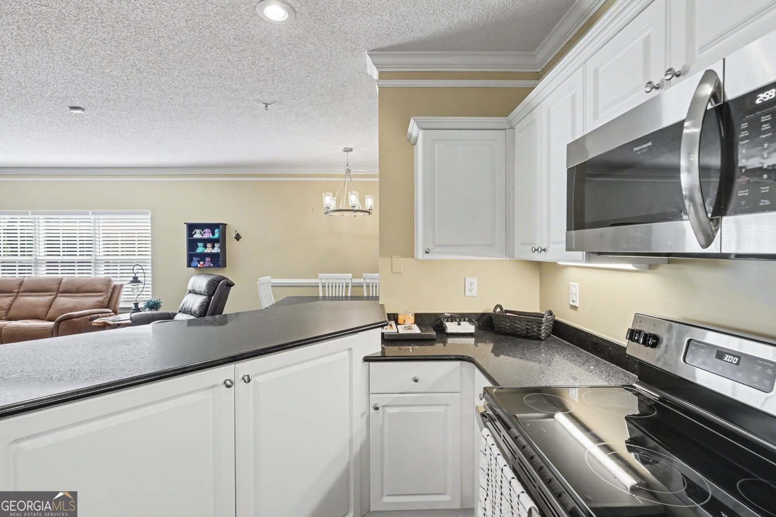 146 Gleneagle Court Clayton - Photo 12