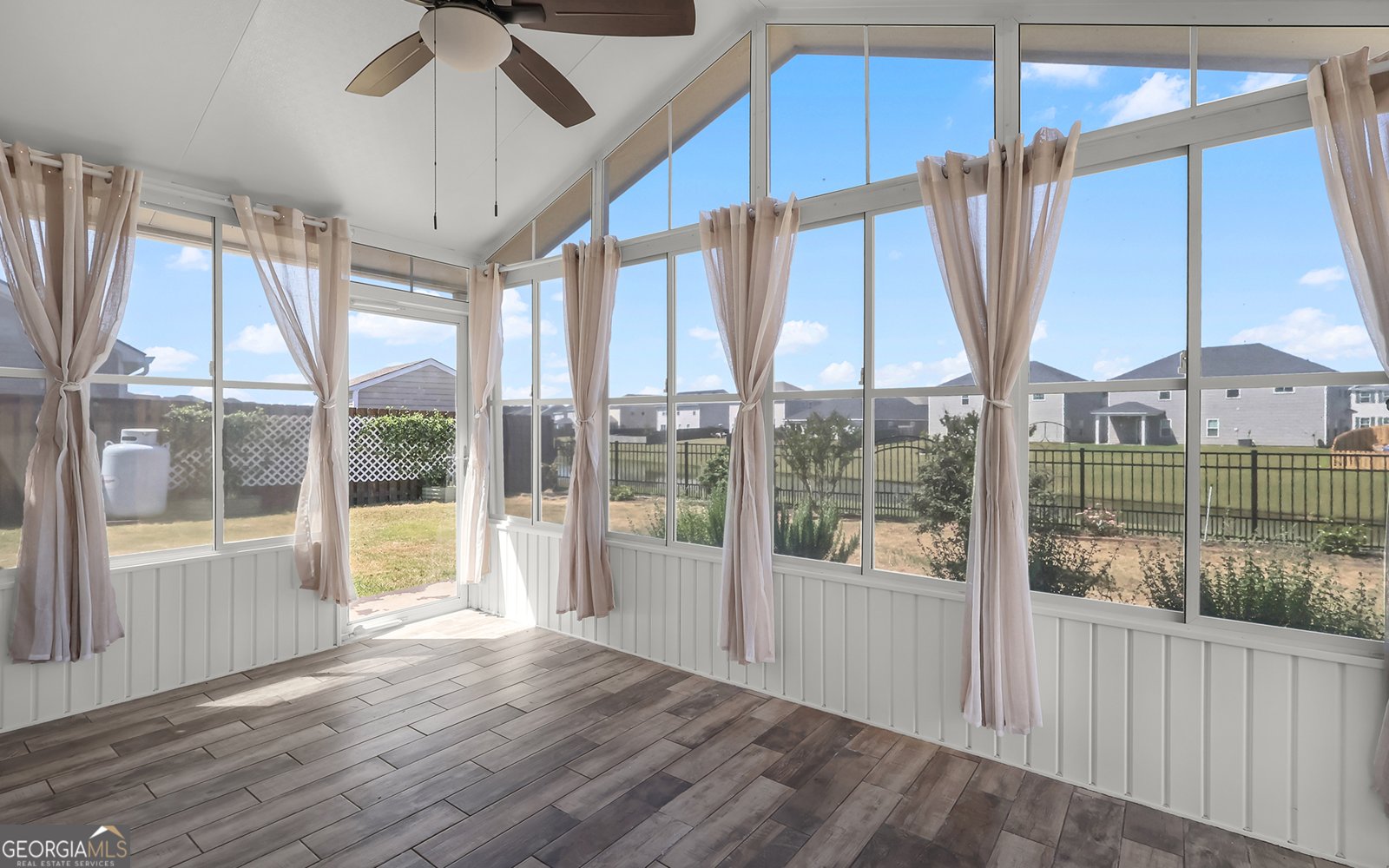 141 Grimsby Road Savannah - Photo 33