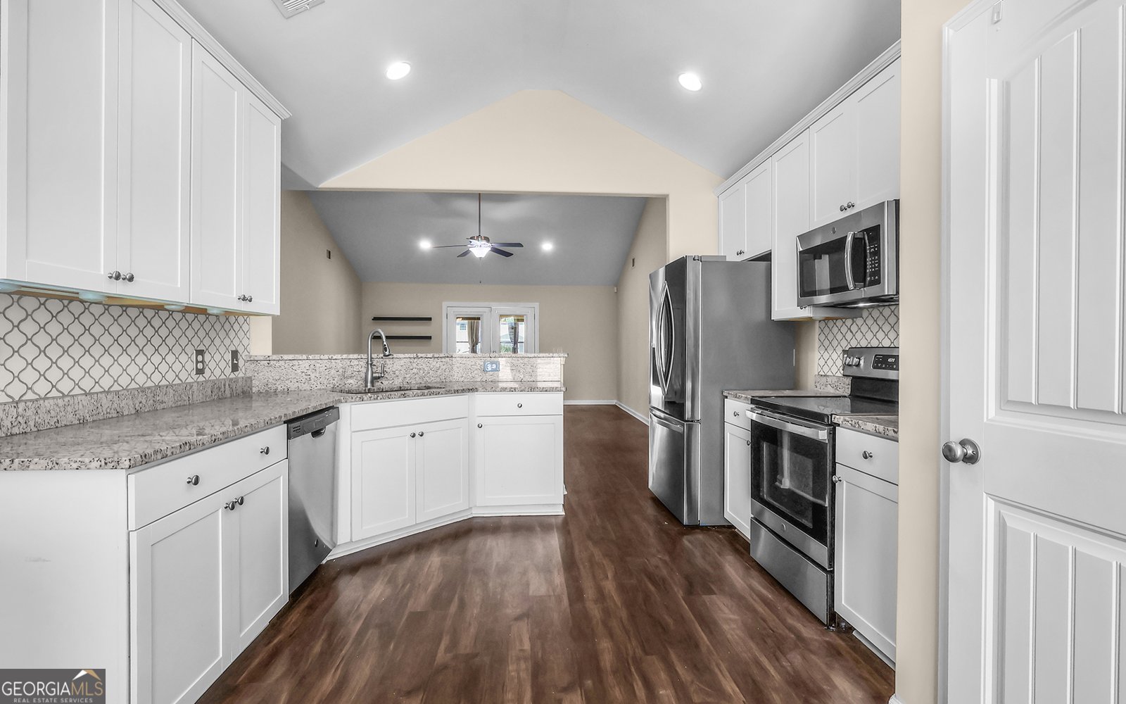 141 Grimsby Road Savannah - Photo 7