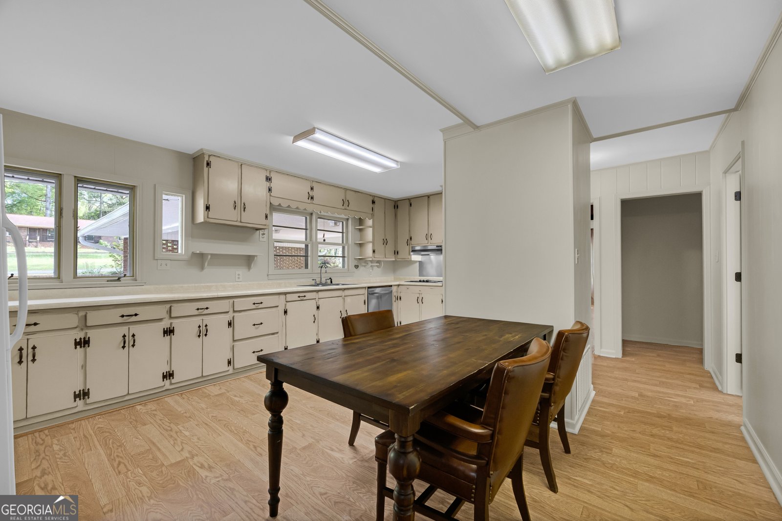 231 Honeysuckle Drive Commerce - Photo 10