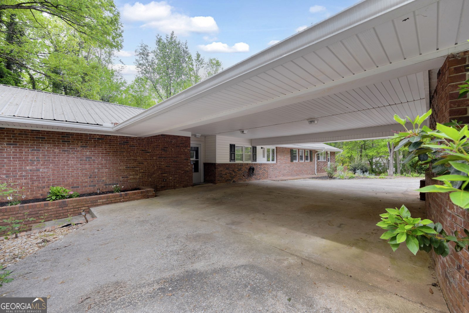 231 Honeysuckle Drive Commerce - Photo 37