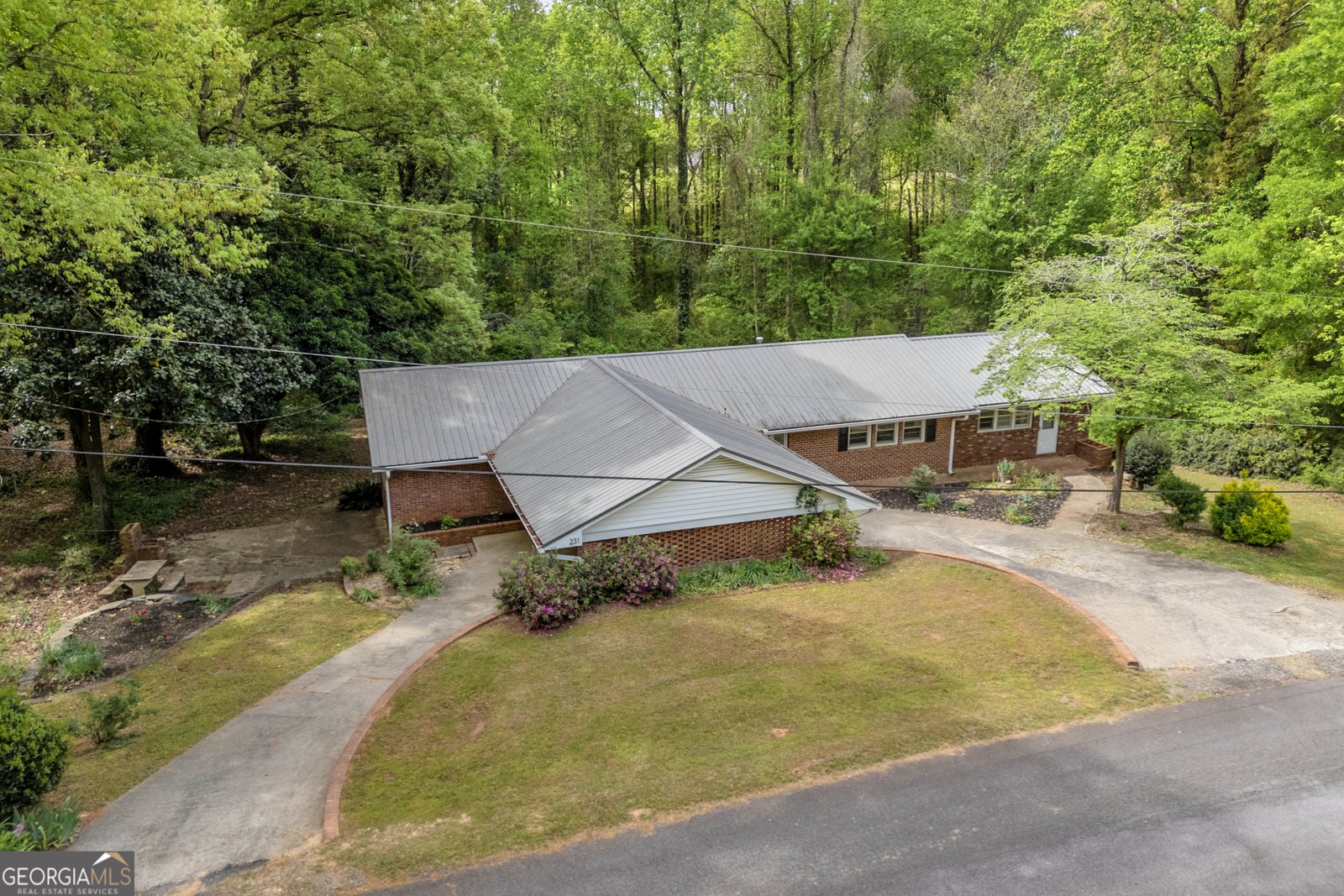 231 Honeysuckle Drive Commerce - Photo 40