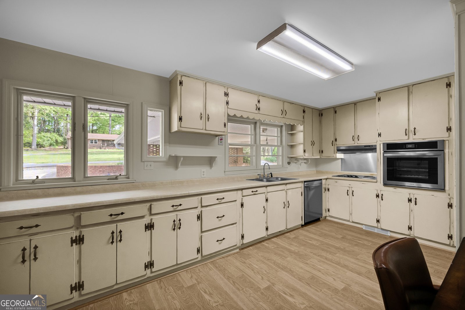 231 Honeysuckle Drive Commerce - Photo 7