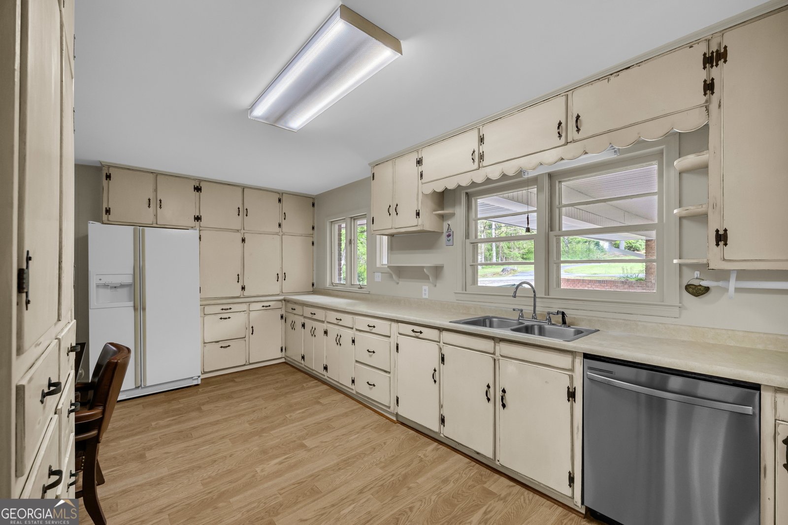 231 Honeysuckle Drive Commerce - Photo 8