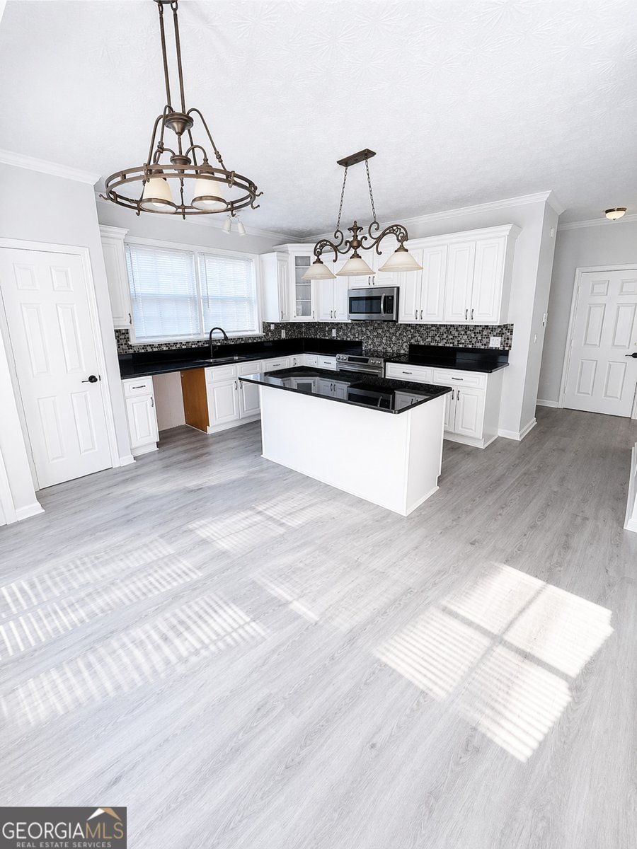 8530 Waverly Drive Jonesboro - Photo 12