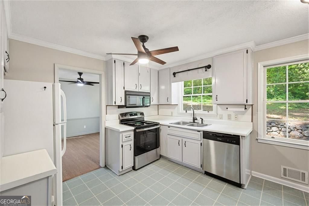 2845 Wood Forest Road Marietta - Photo 10