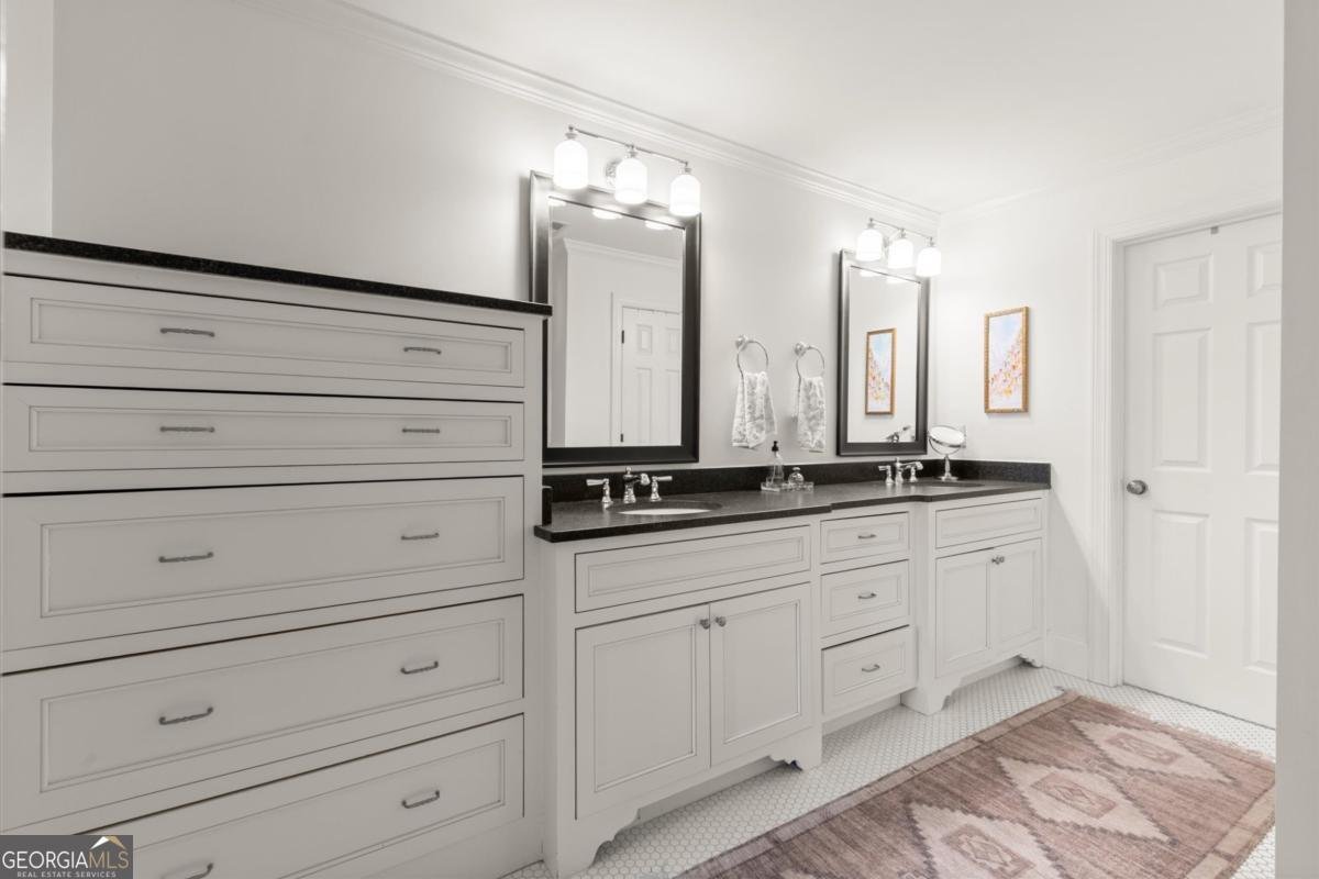 4613 Crepe Myrtle Circle Marietta - Photo 32