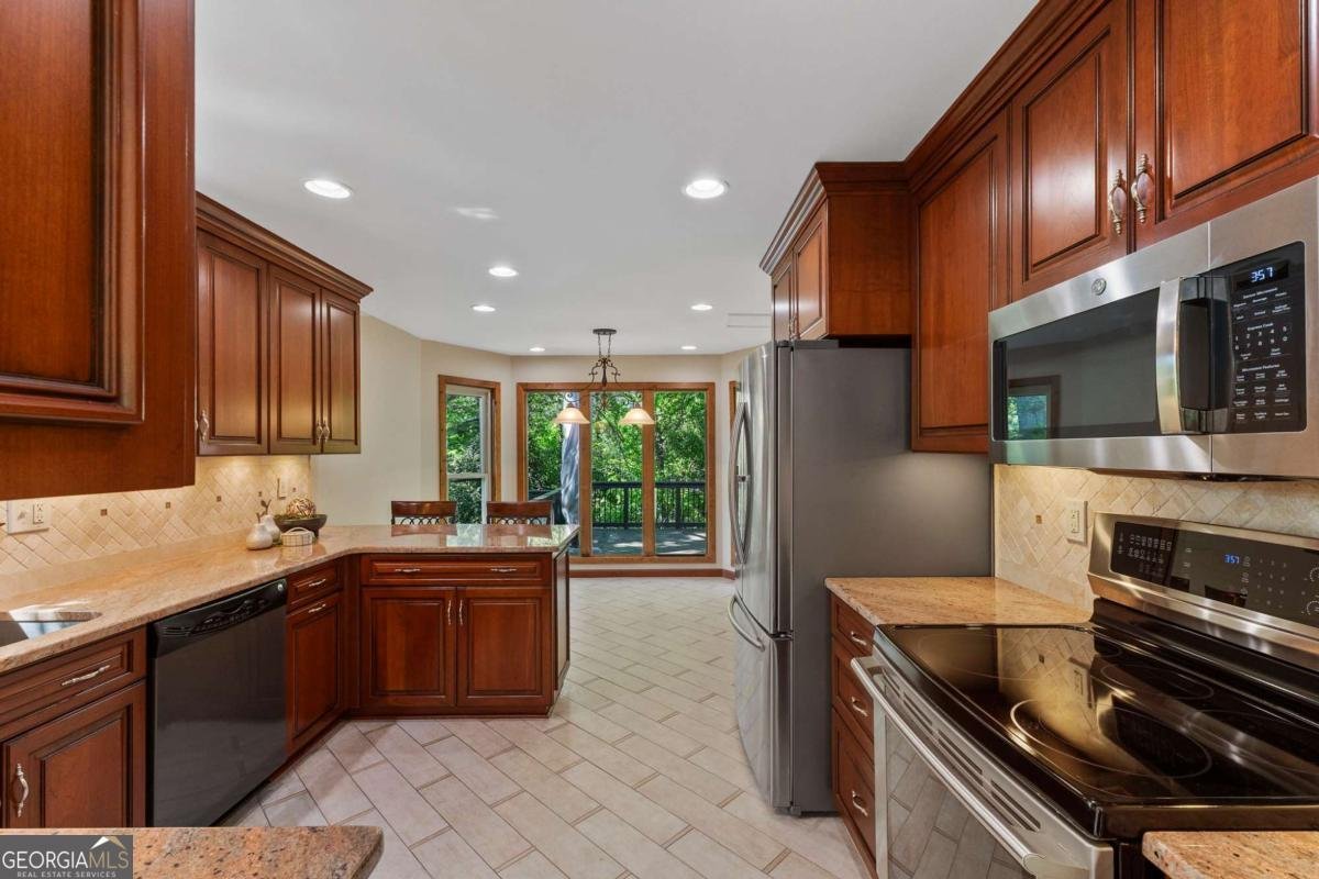 3411 Winter Wood Court Marietta - Photo 11