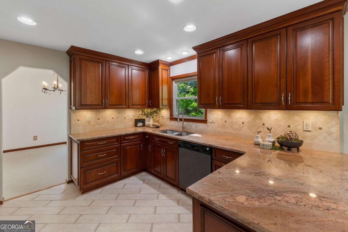 3411 Winter Wood Court Marietta - Photo 12