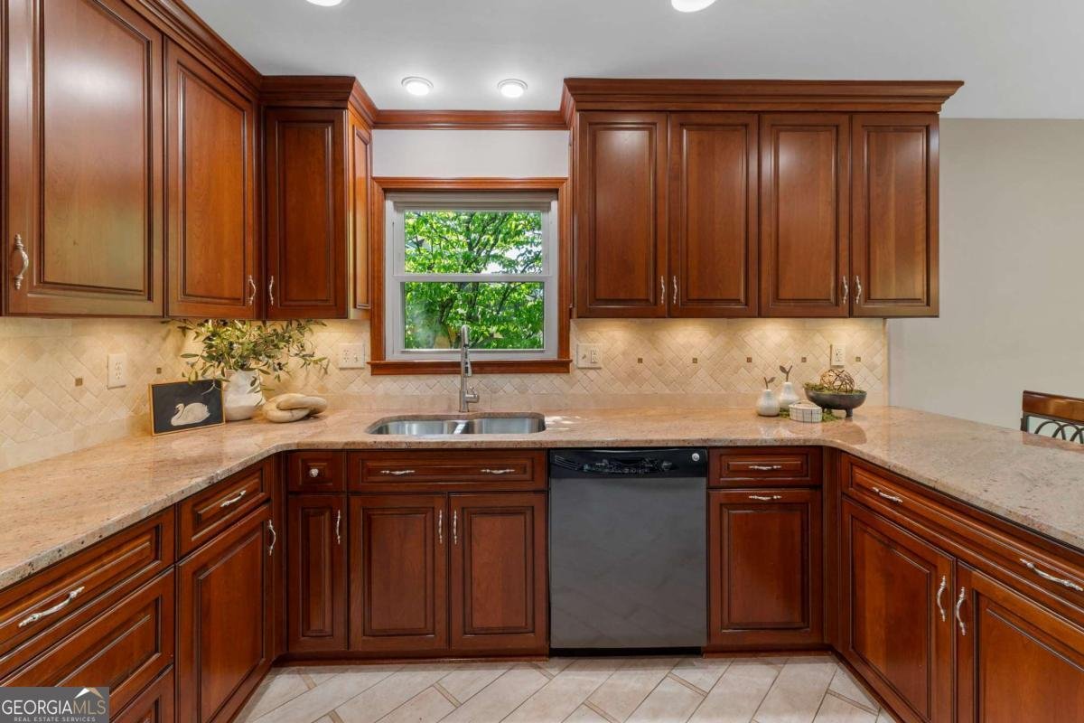 3411 Winter Wood Court Marietta - Photo 14