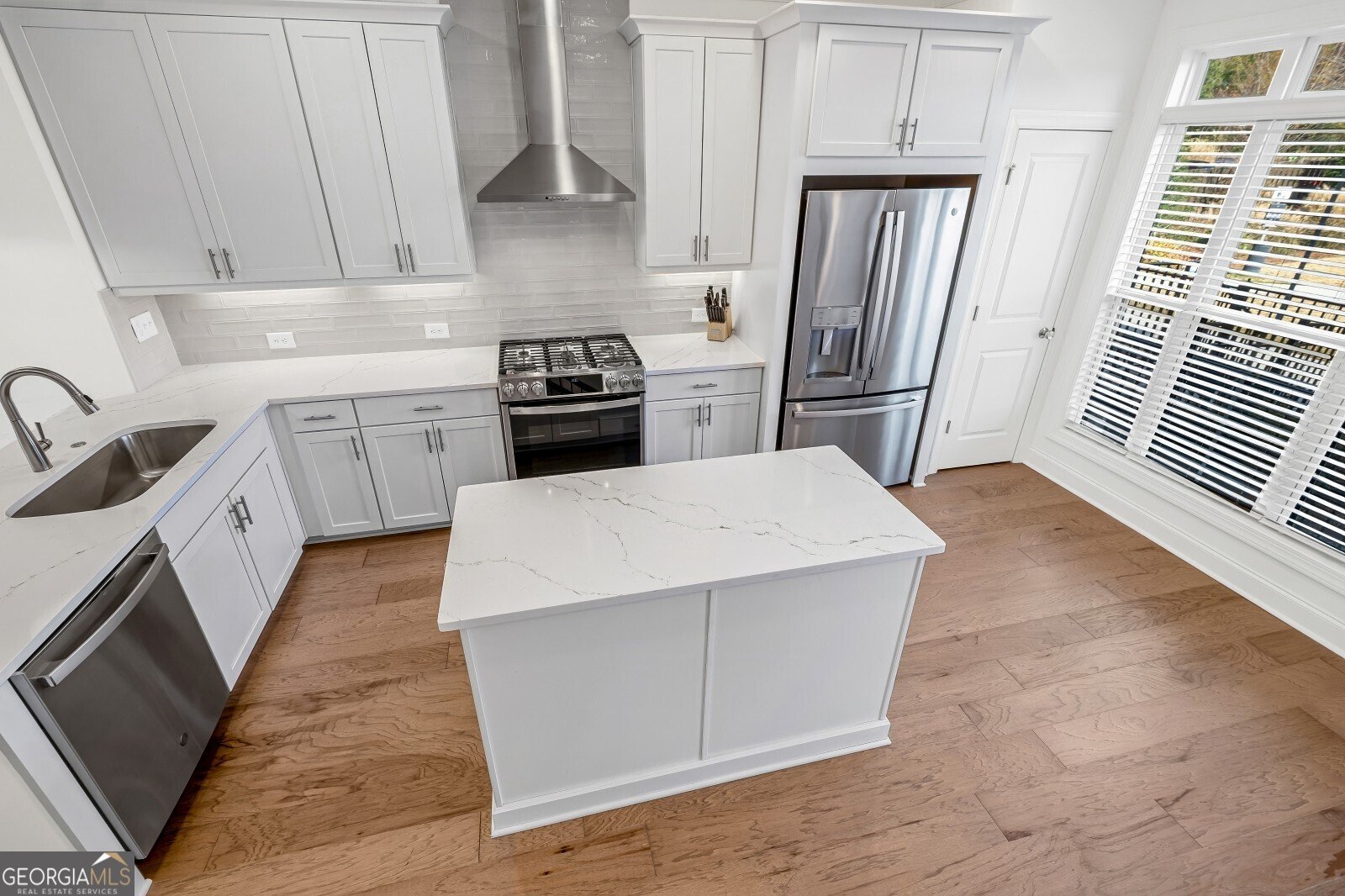 223 Downing Drive Alpharetta - Photo 11