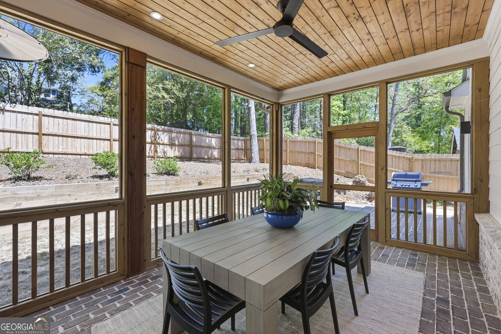 1872 Hickory Road Chamblee - Photo 18