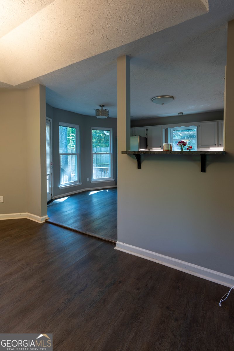 412 Streamview Lane Stockbridge - Photo 11