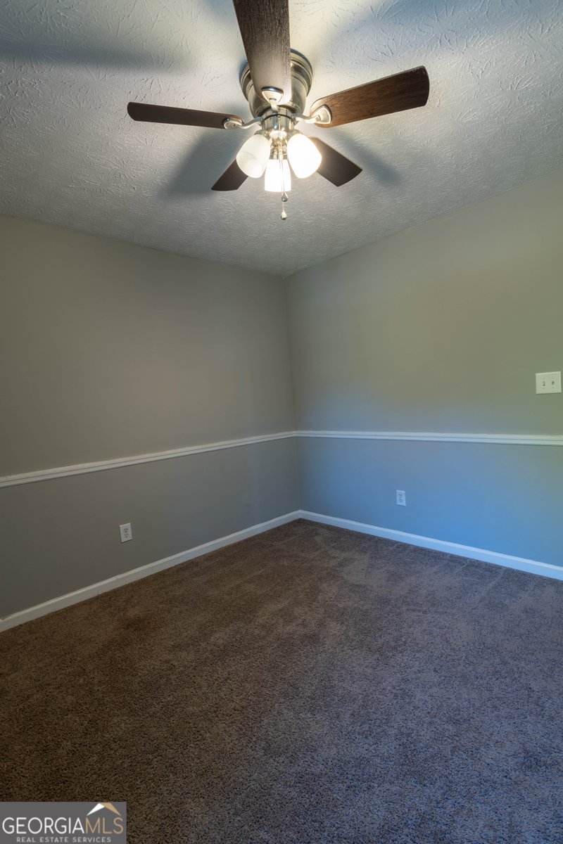 412 Streamview Lane Stockbridge - Photo 22