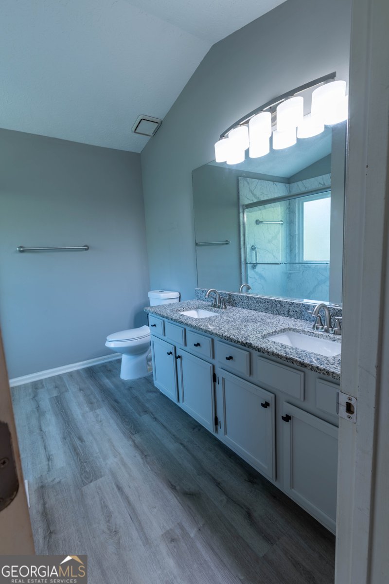 412 Streamview Lane Stockbridge - Photo 23