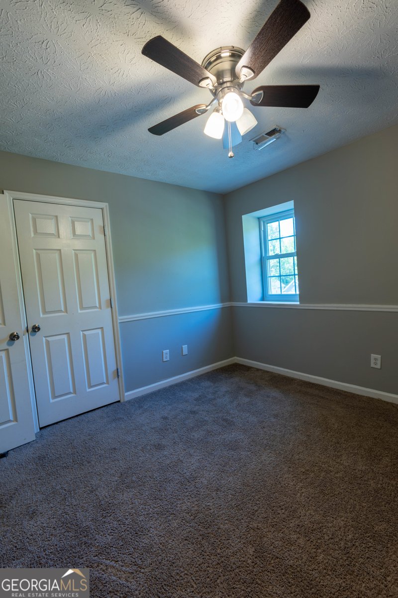 412 Streamview Lane Stockbridge - Photo 25