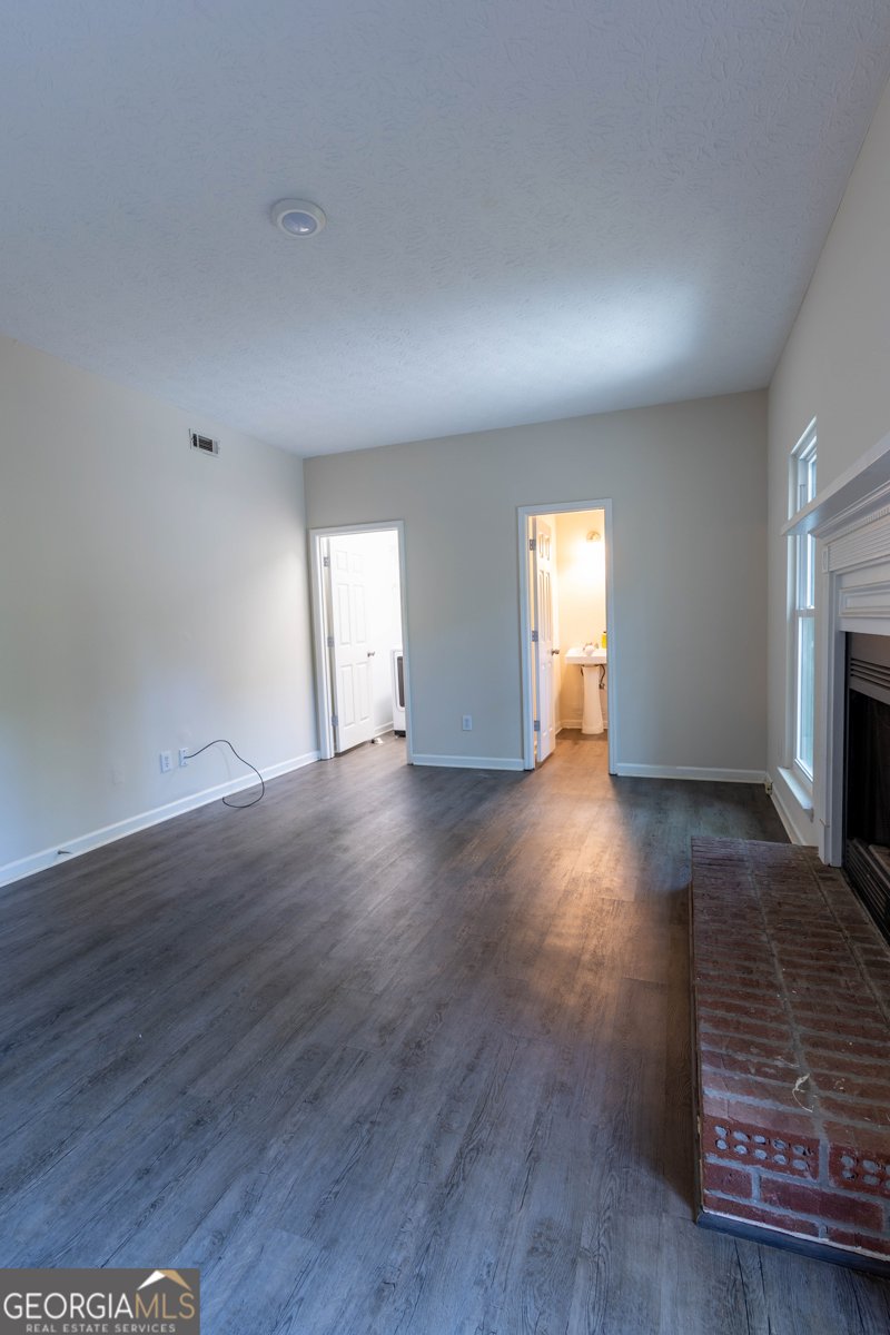 412 Streamview Lane Stockbridge - Photo 29