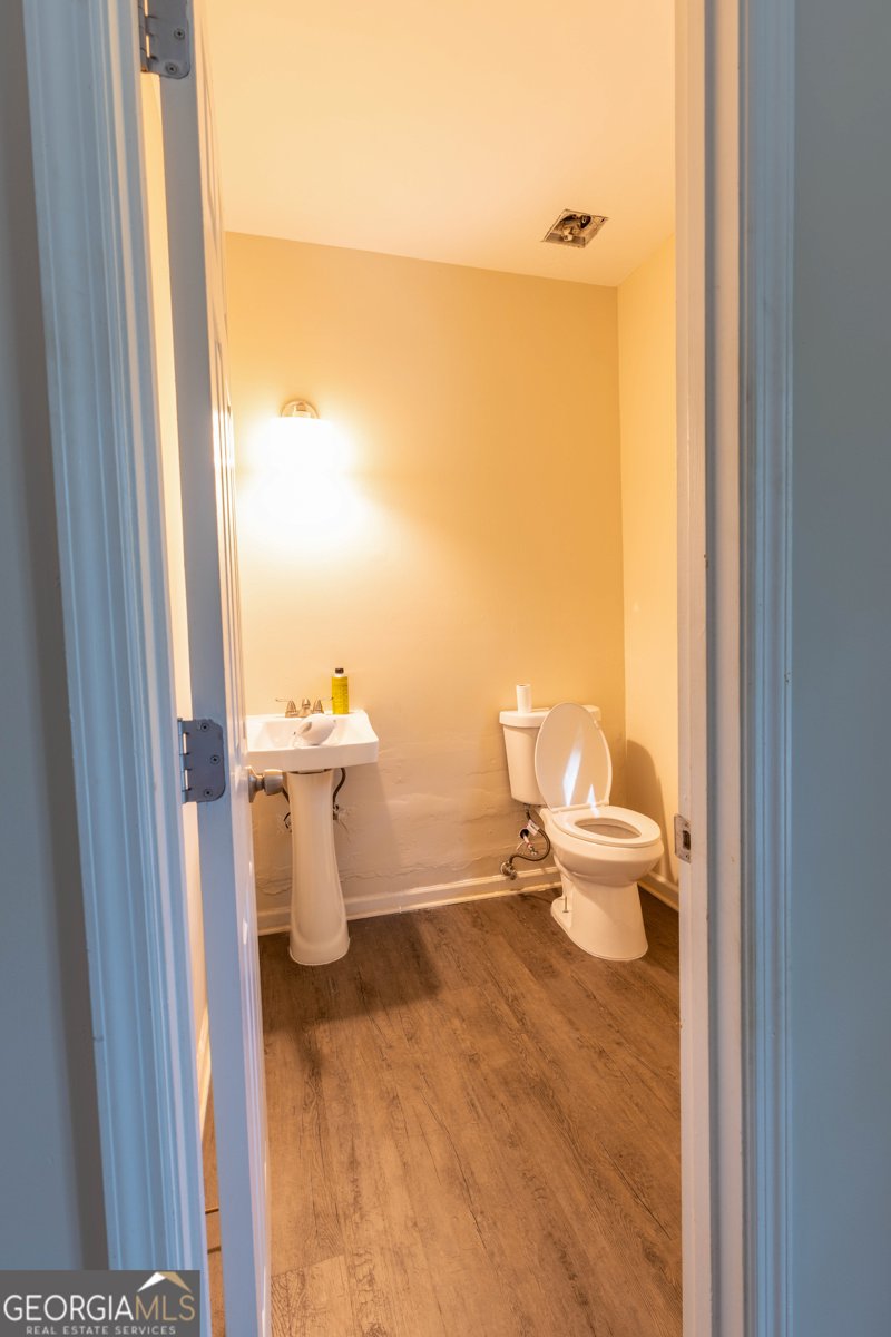 412 Streamview Lane Stockbridge - Photo 30