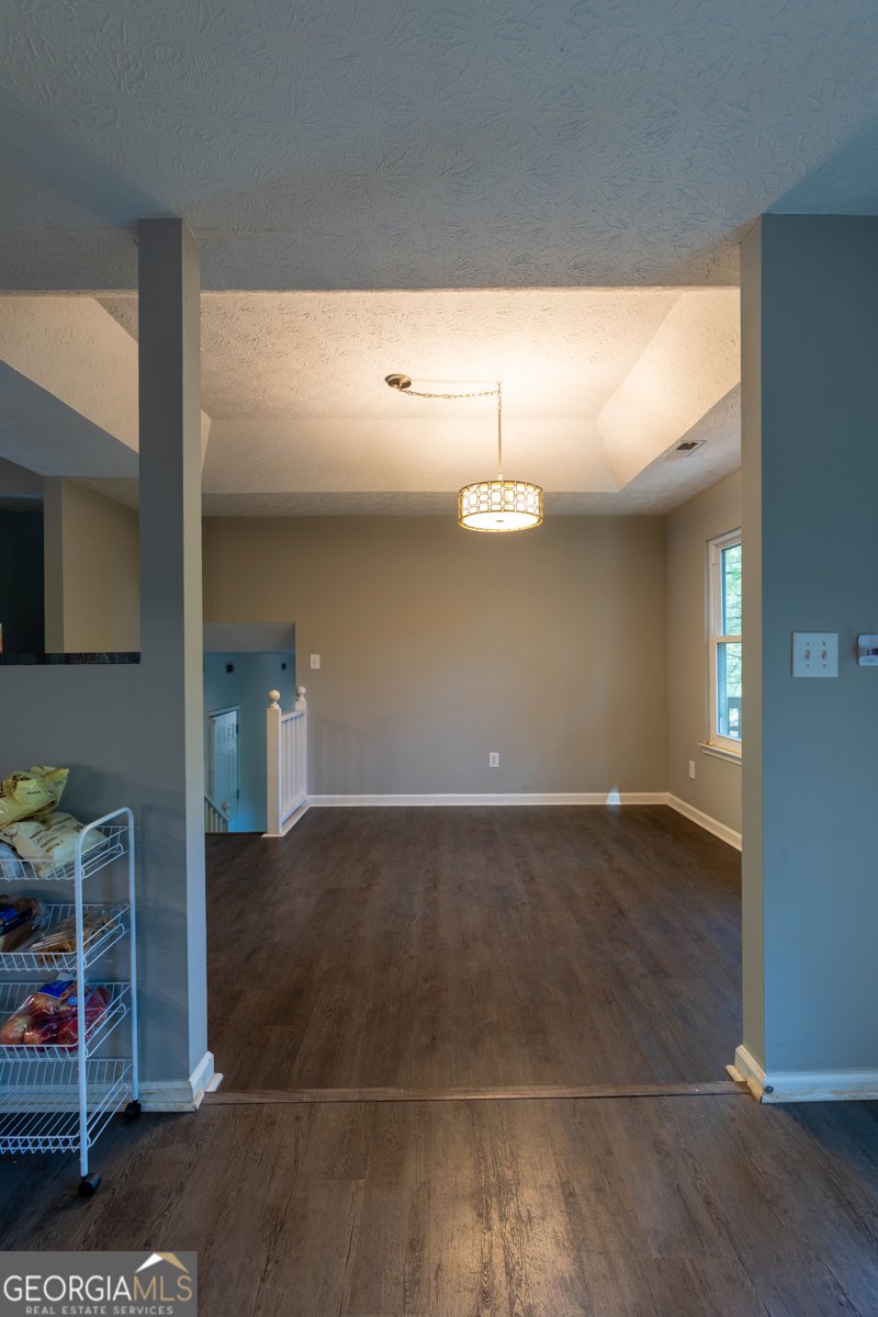 412 Streamview Lane Stockbridge - Photo 8