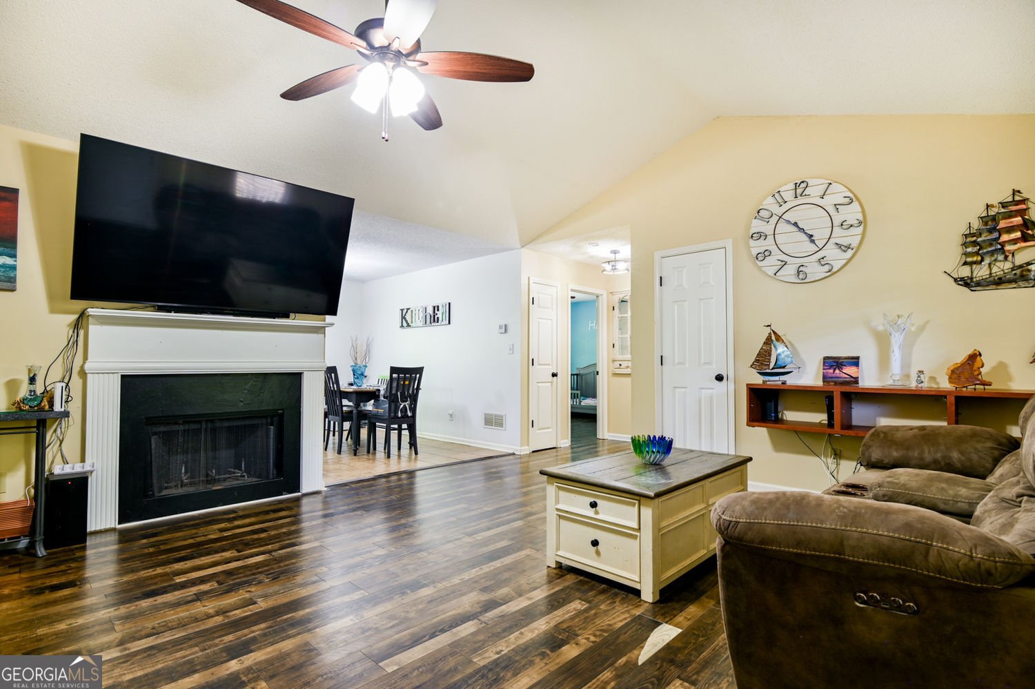 1042 Birdseye View Locust Grove - Photo 9