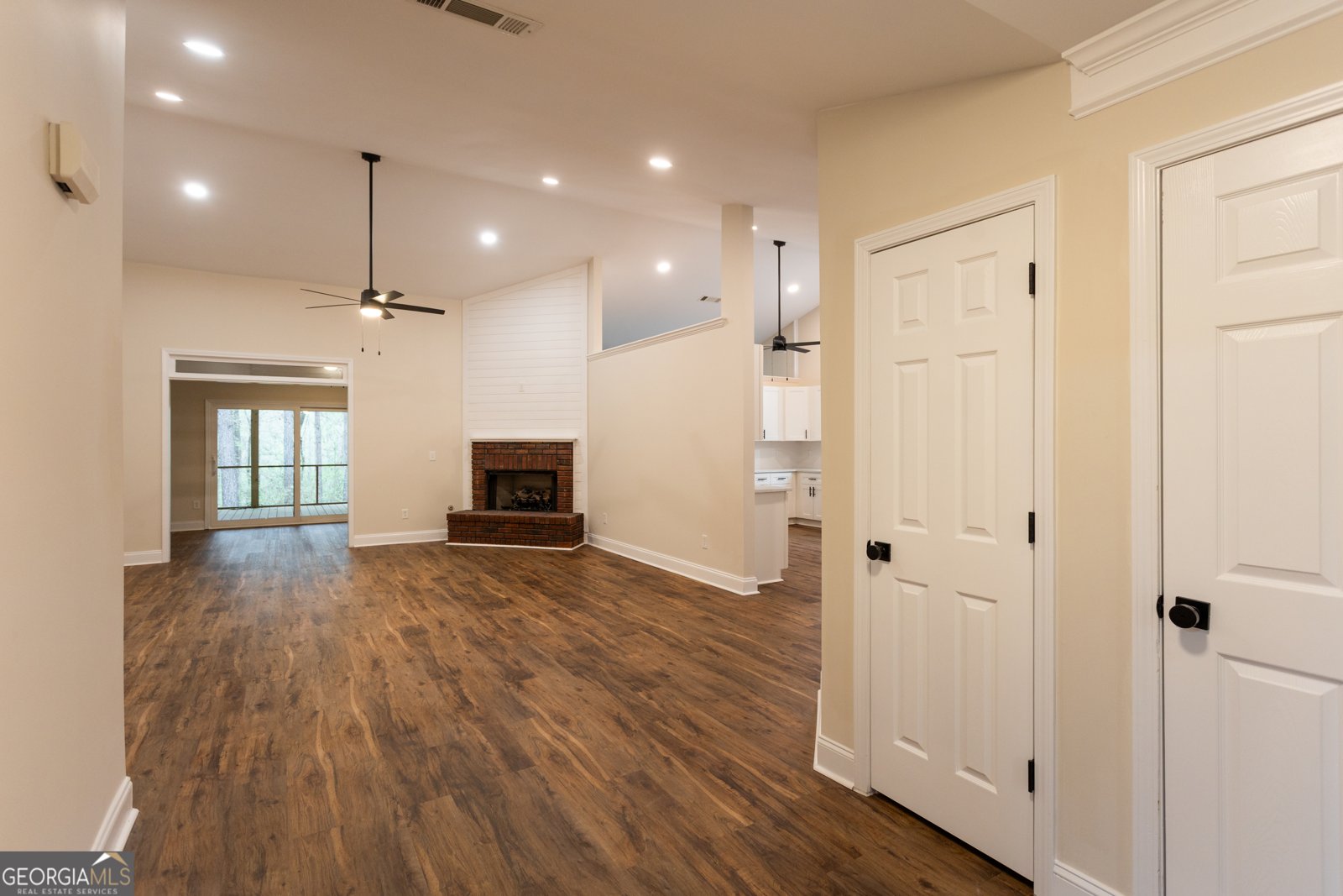 1020 Brenda Lane Madison - Photo 7