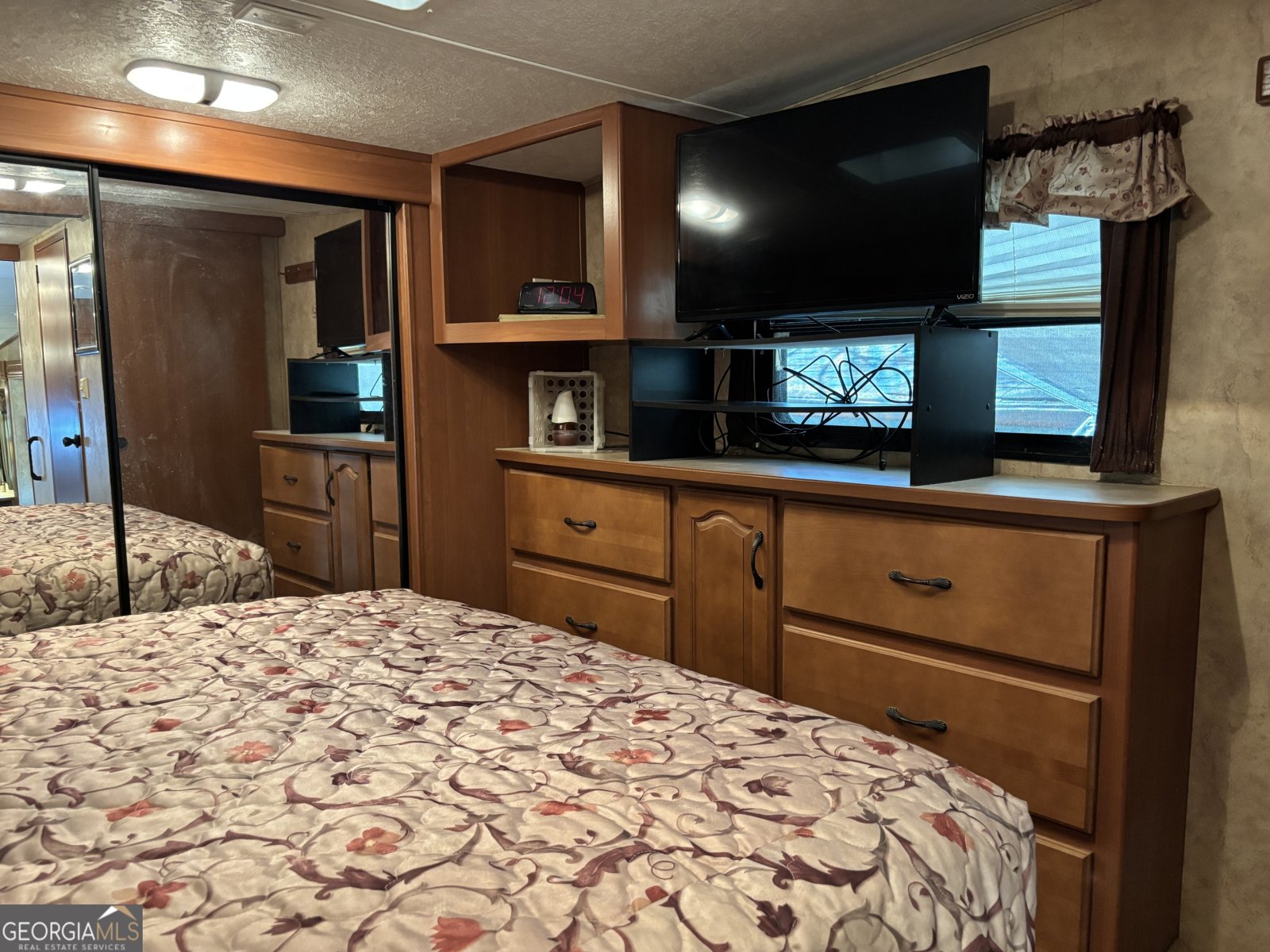 30 Valley Court Cleveland - Photo 56