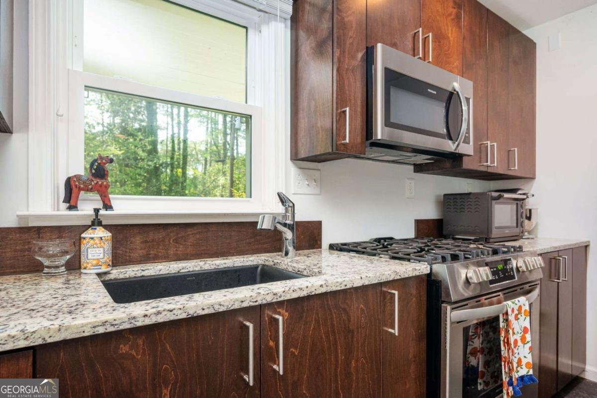 1428 Sandy Lane Decatur - Photo 9