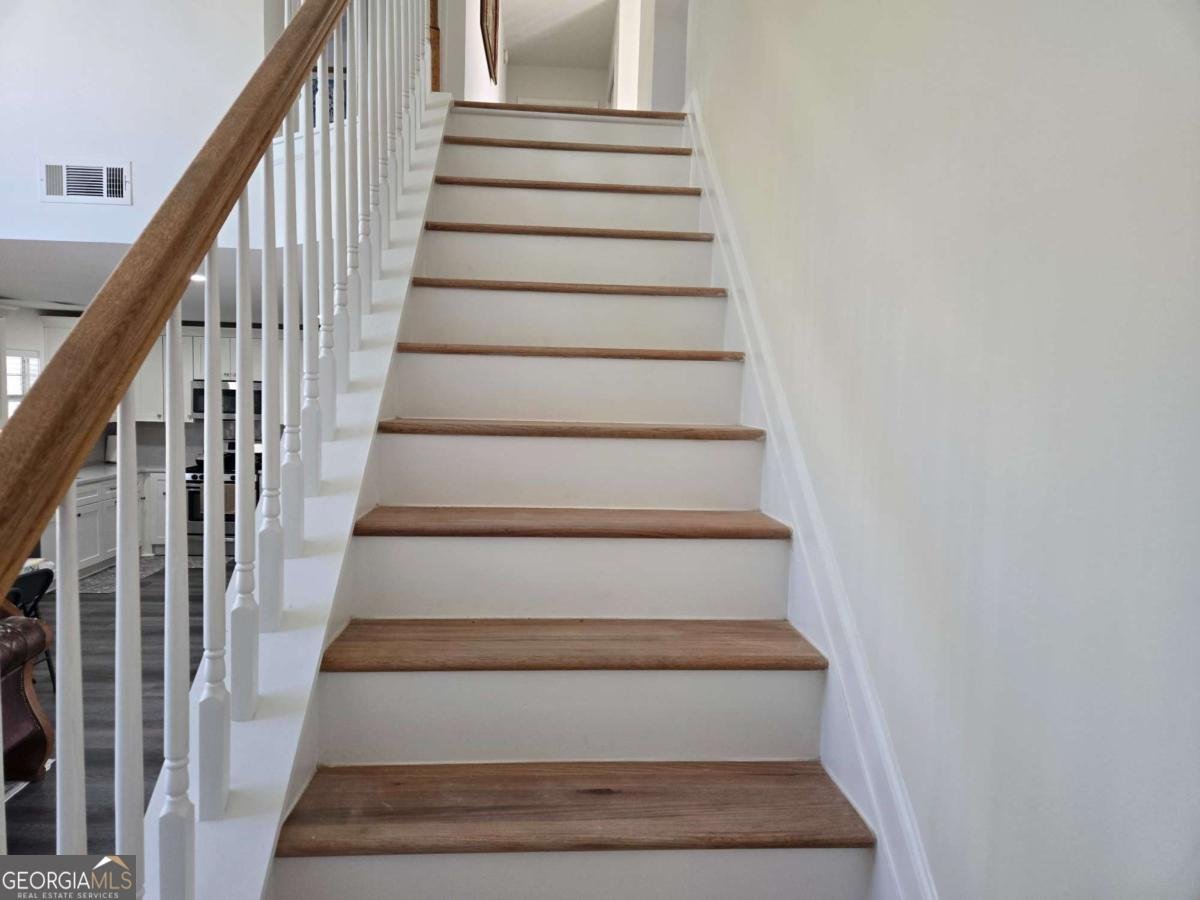 1613 Amhearst Oaks Court Lawrenceville - Photo 11