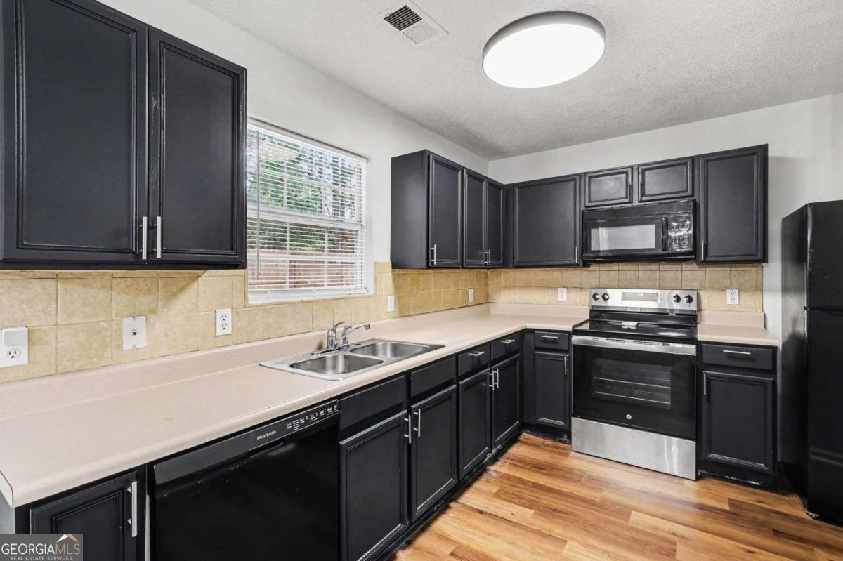 6798 Merrywood Drive Fairburn - Photo 7