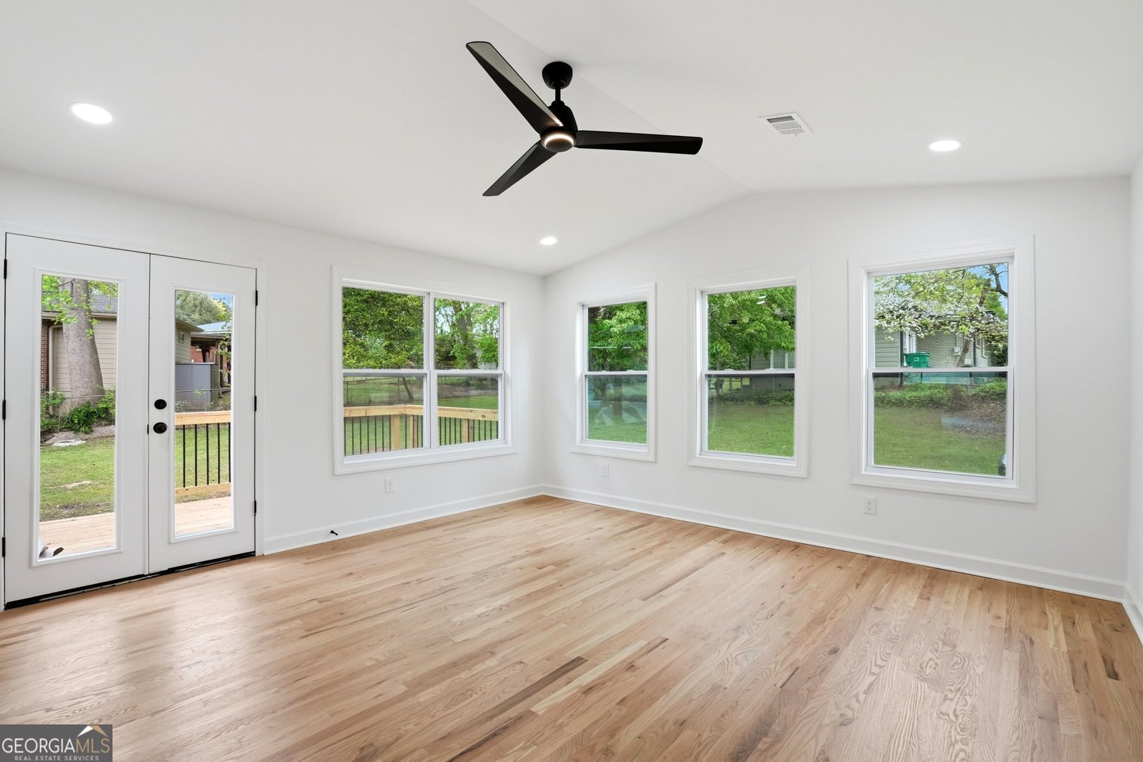 3731 Wisteria Lane Smyrna - Photo 15