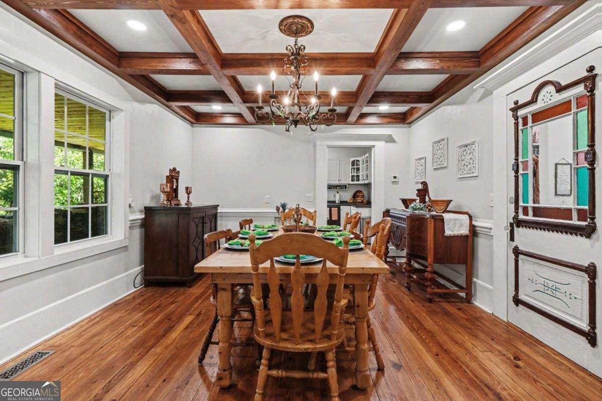 197 Hills Creek Road Taylorsville - Photo 11