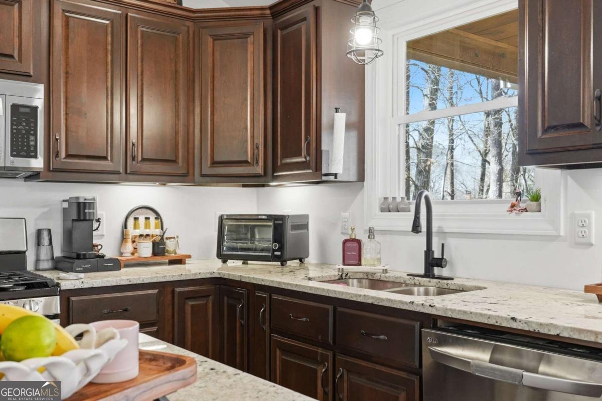 137 Geneva Road Canton - Photo 10