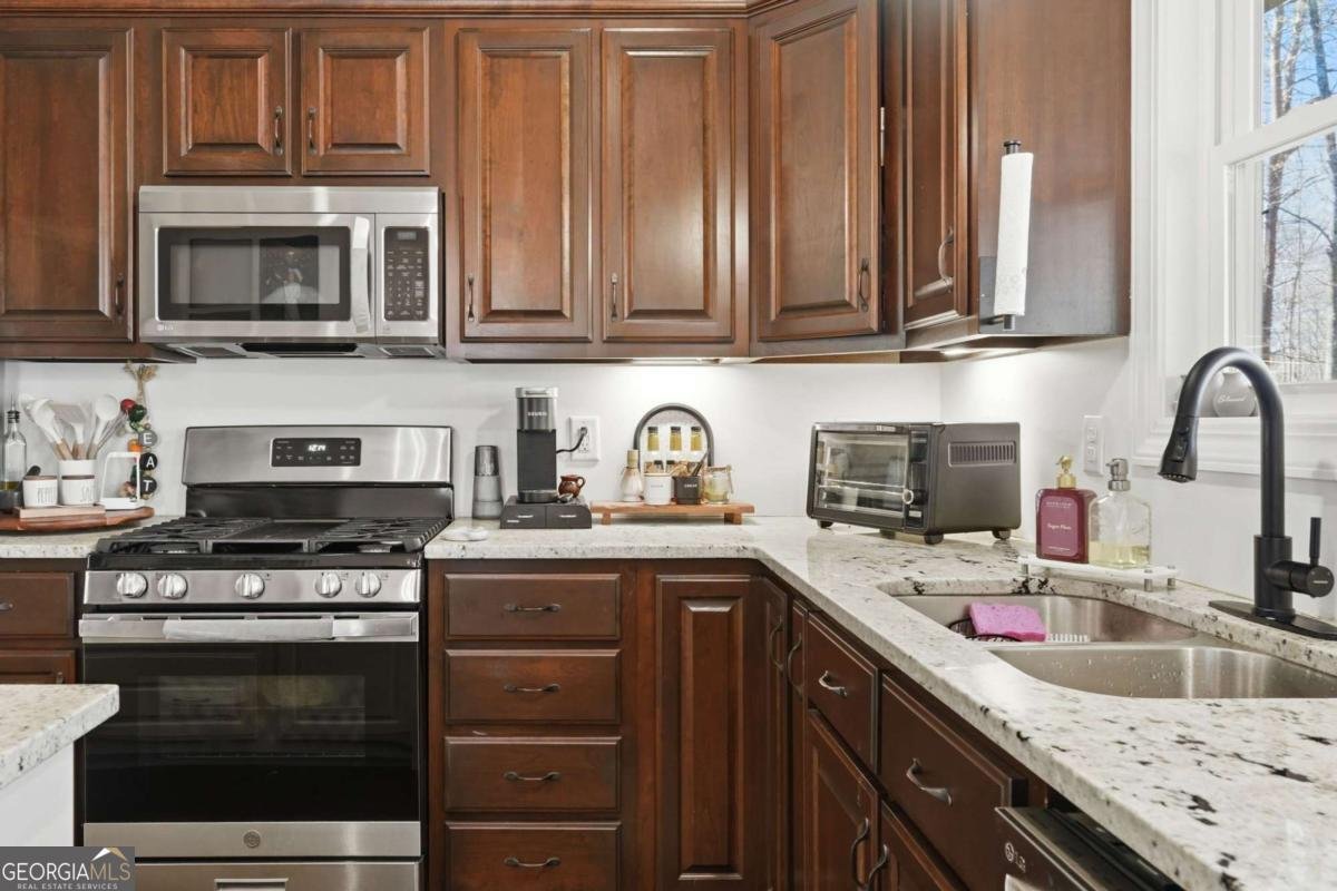 137 Geneva Road Canton - Photo 11