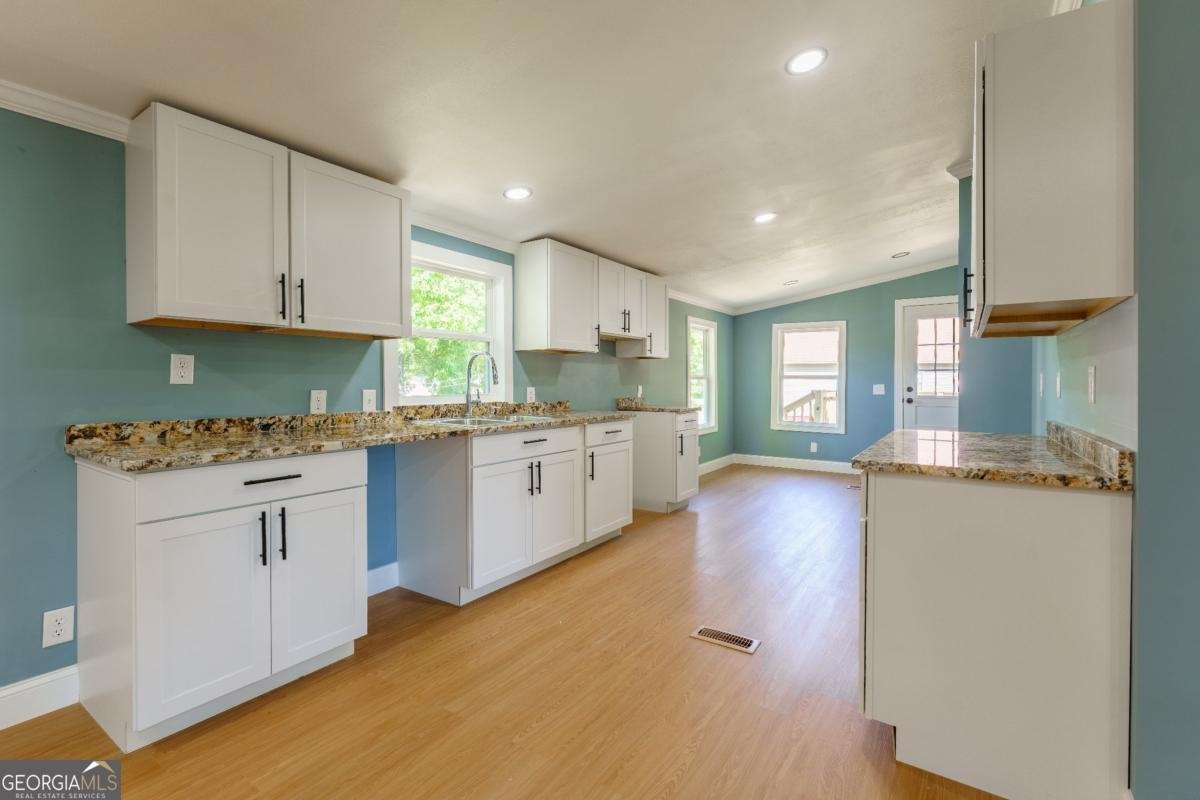 1412 Floyd Circle Gainesville - Photo 14