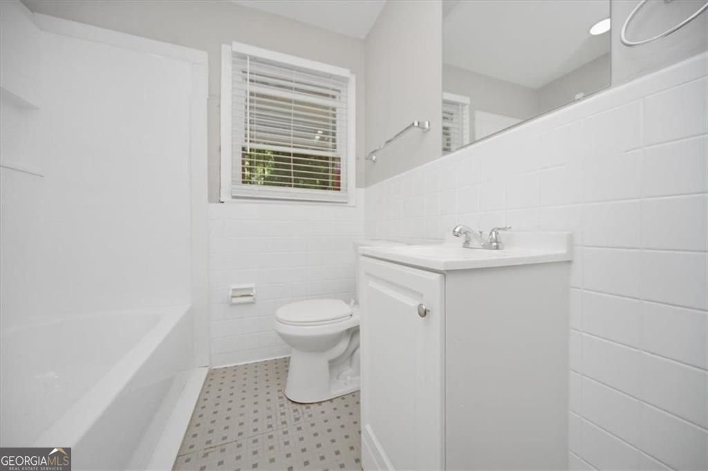 2421 Spring Garden Drive Atlanta - Photo 16