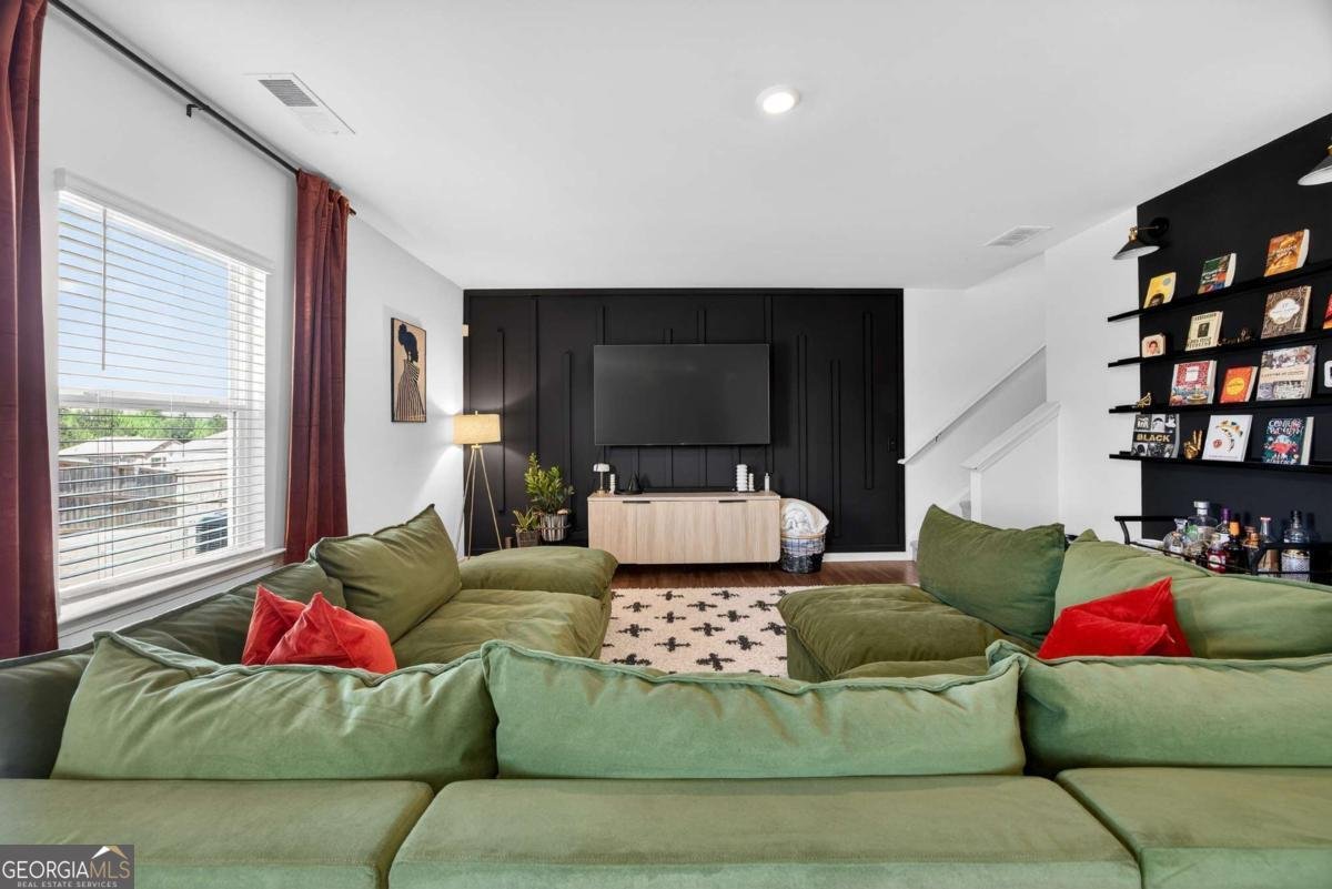 845 Delft Way Hampton - Photo 13